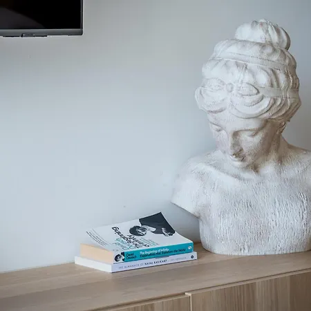 2br Luxury Penthouse And Apartment, Each With A Terrace, Private Pool And Valletta Views *