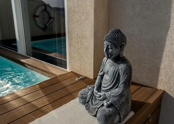 2br Luxury Penthouse And Apartment, Each With A Terrace, Private Pool And Valletta Views Apartamento Sliema