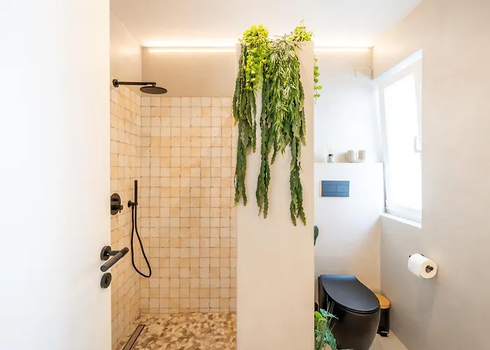 Apartamento 2br Luxury Penthouse And Apartment, Each With A Terrace, Private Pool And Valletta Views *