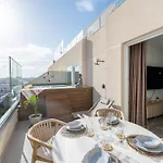 Appartement Rop Penthouse & Rof By Homega, Terrace, Private Pool & Valletta Views Sliema