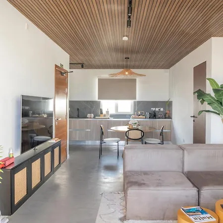 2br Luxury Penthouse And Apartment, Each With A Terrace, Private Pool And Valletta Views