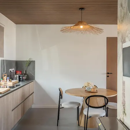 2br Luxury Penthouse And Apartment, Each With A Terrace, Private Pool And Valletta Views Sliema