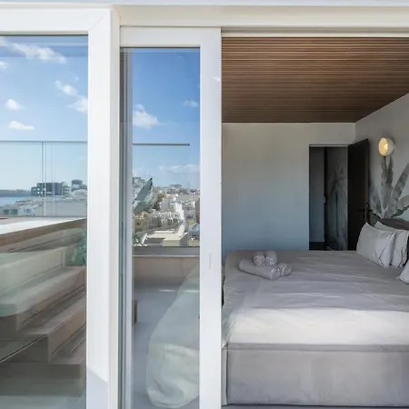 2br Luxury Penthouse And Apartment, Each With A Terrace, Private Pool And Valletta Views Apartment