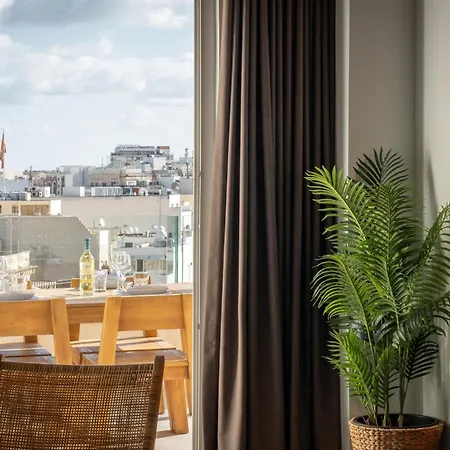 2br Luxury Penthouse And Apartment, Each With A Terrace, Private Pool And Valletta Views *