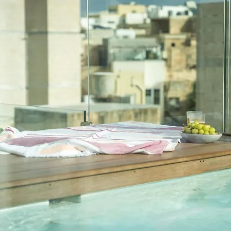 Rop Penthouse & Rof By Homega, Terrace, Private Pool & Valletta Views * スリーマ