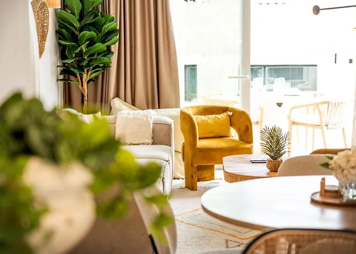 2br Luxury Penthouse And Apartment, Each With A Terrace, Private Pool And Valletta Views