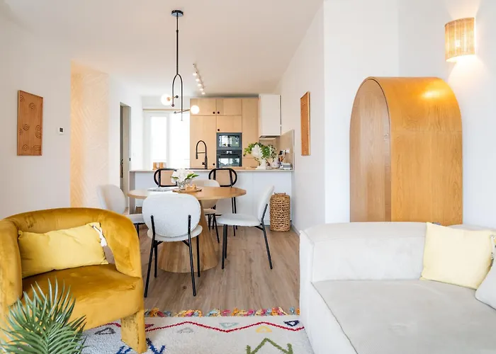 2br Luxury Penthouse And Apartment, Each With A Terrace, Private Pool And Valletta Views *