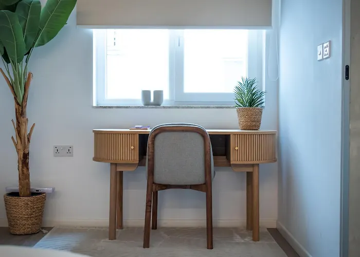 2br Luxury Penthouse And Apartment, Each With A Terrace, Private Pool And Valletta Views *