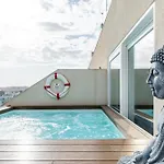 Апартаменты Rop Penthouse & Rof By Homega, Terrace, Private Pool & Valletta Views