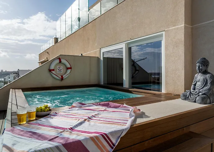 2br Luxury Penthouse And Apartment, Each With A Terrace, Private Pool And Valletta Views Appartamento