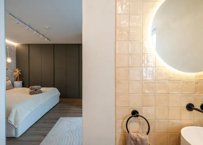 2br Luxury Penthouse And Apartment, Each With A Terrace, Private Pool And Valletta Views Sliema