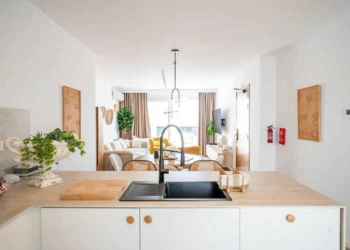 2br Luxury Penthouse And Apartment, Each With A Terrace, Private Pool And Valletta Views Sliema